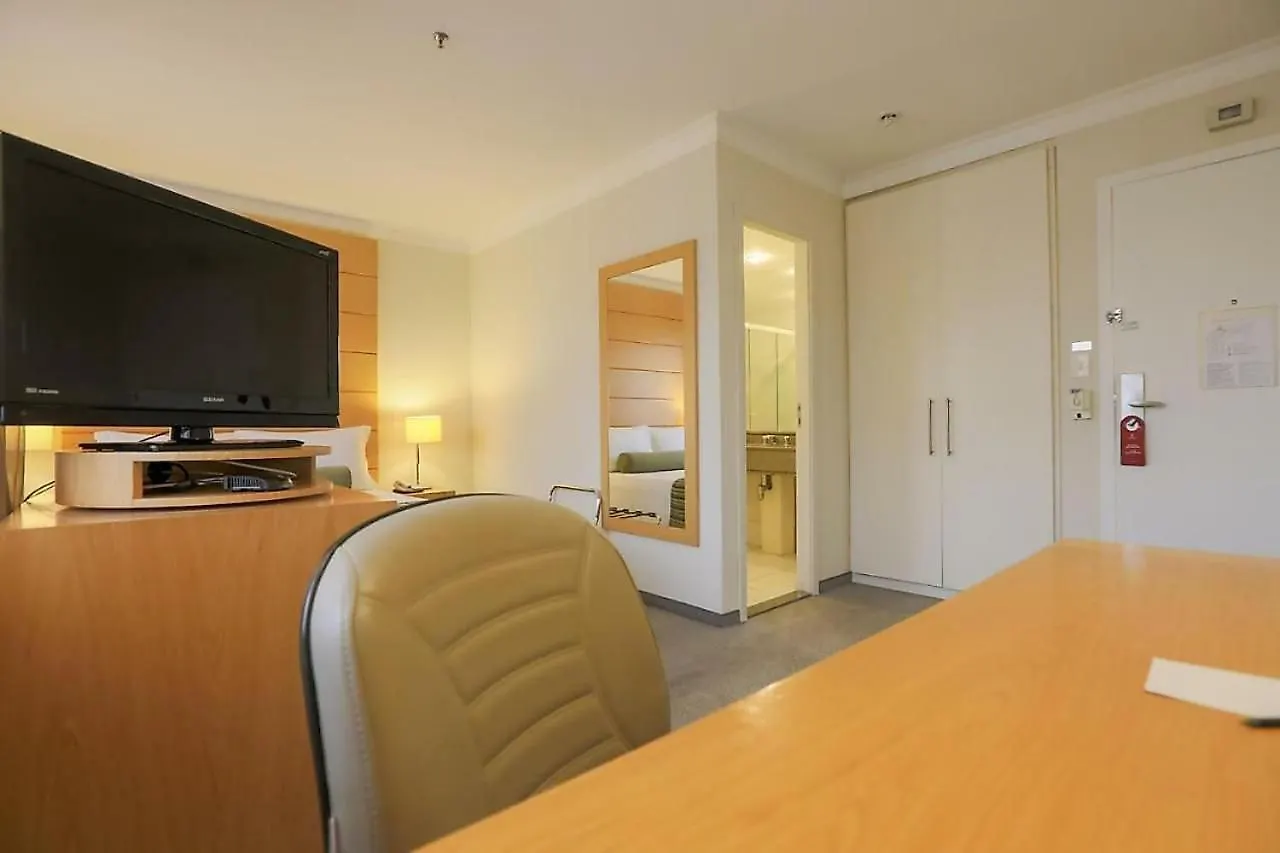 Flat Nobile Congonhas Em Frente Ao Aeroporto - H614 Hotel Sao Paulo 5*,